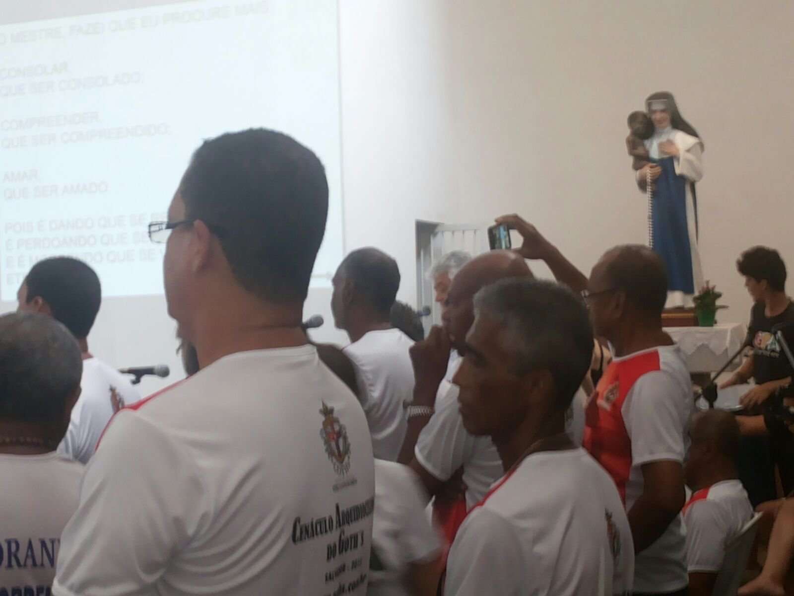 Terço dos Homens da Basílica Santuário no Cenáculo Arquidiocesano