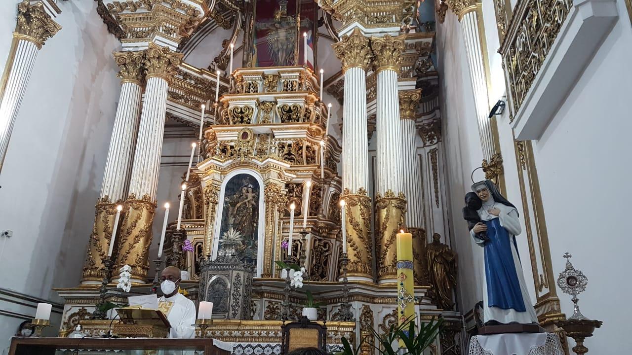 Visita da Imagem Peregrina de Santa Dulce dos Pobres e sua Relíquia