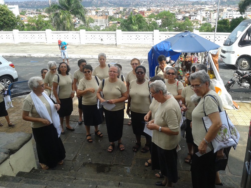 Peregrinação das Irmãs Franciscanas Marianas Missionárias