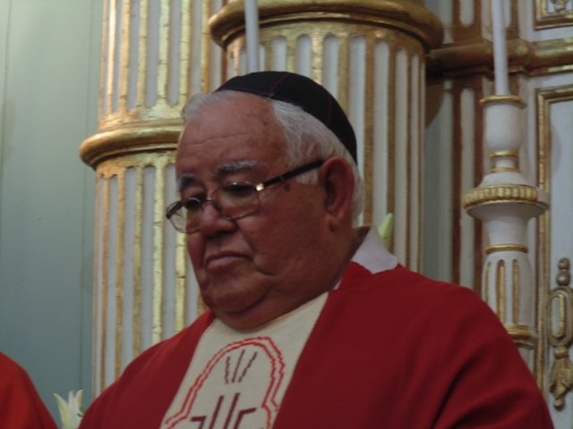Ex-reitor da Baslica Santurio do Bonfim completa 50 anos de ordenao sacerdotal