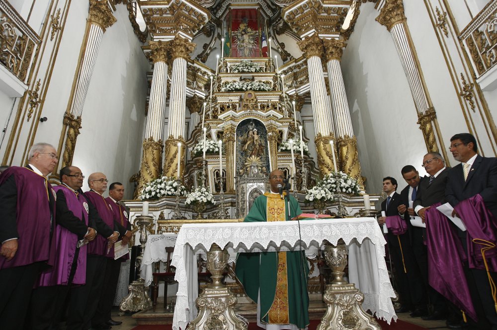 Missa comemora 260 anos da Baslica Santurio do Senhor do Bonfim